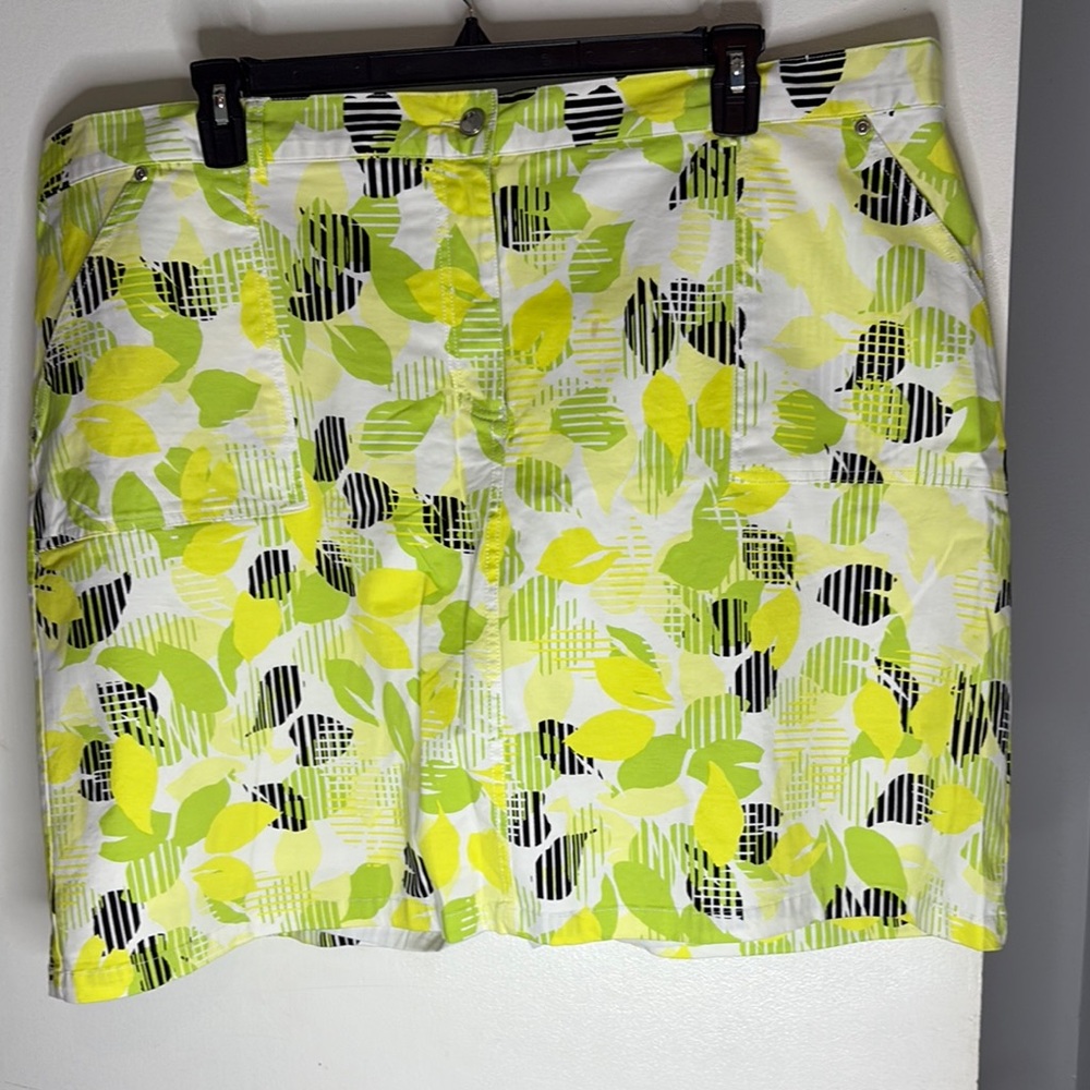 Hearts of Palm Woman Skort